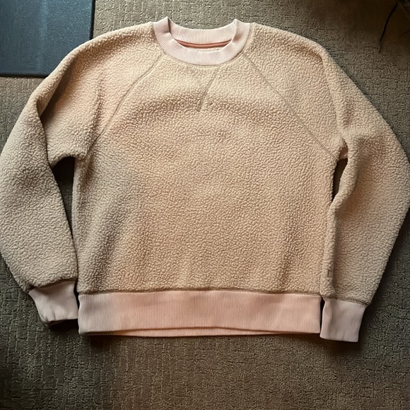 Everlane ReNew Sherpa sweatshirt - Picture 2 of 3